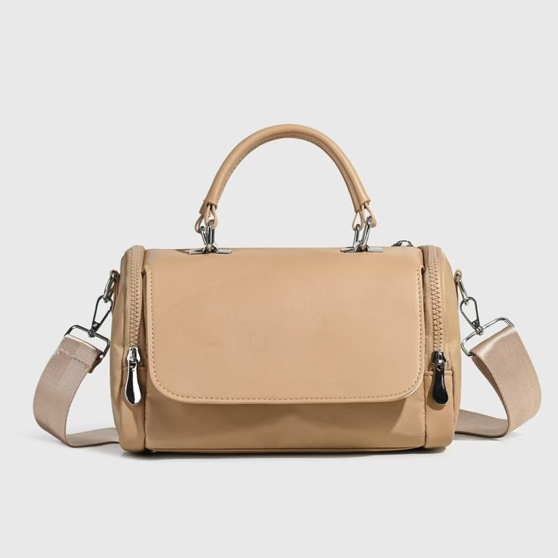 #119 Women's new casual fashion contrast large-capacity portable messenger bag