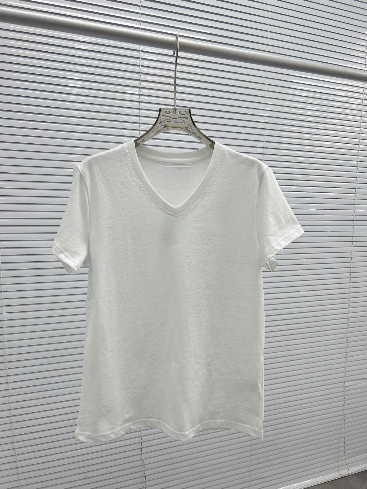 Women's new embroidered short-sleeved casual slim T-shirt